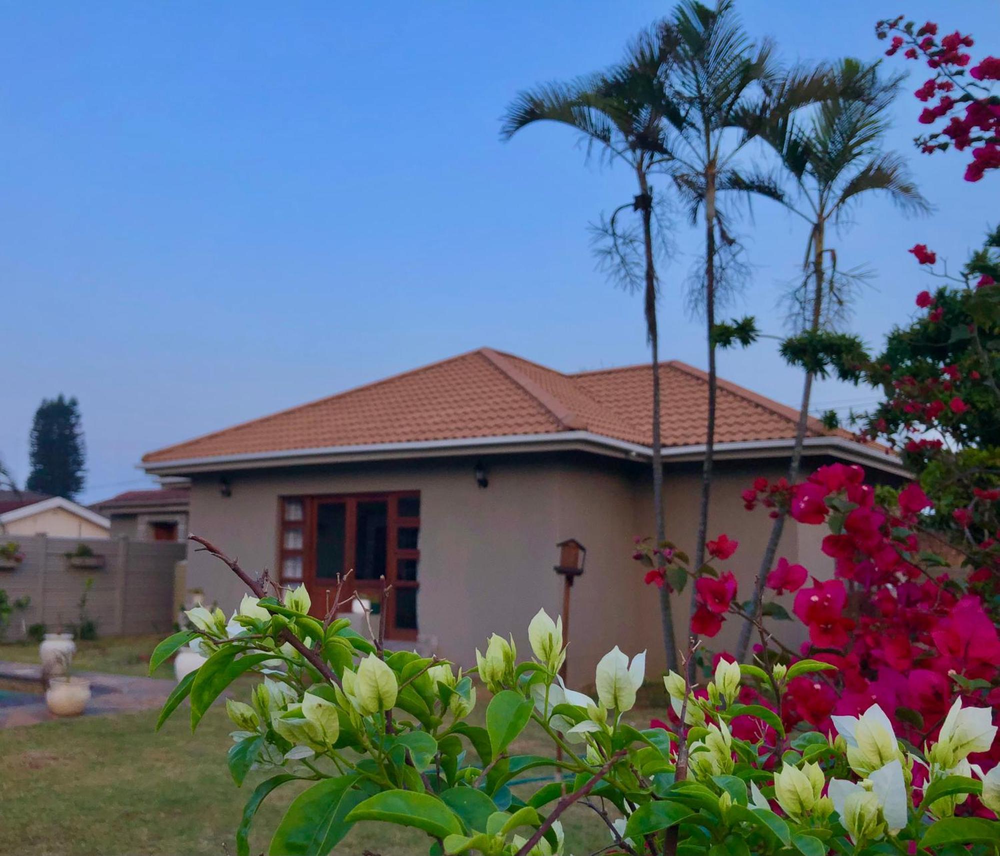 Danville Forest Guest House & Apartments ダーバン エクステリア 写真