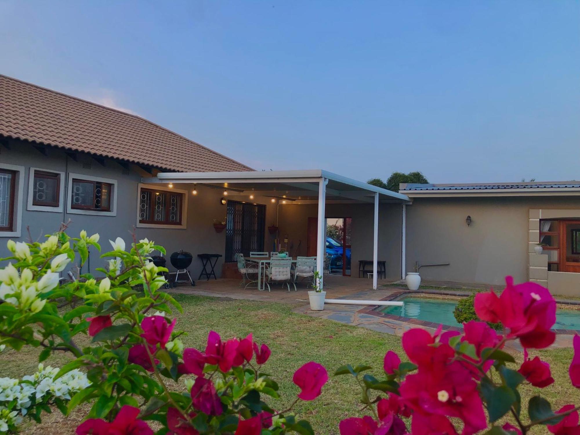 Danville Forest Guest House & Apartments ダーバン エクステリア 写真